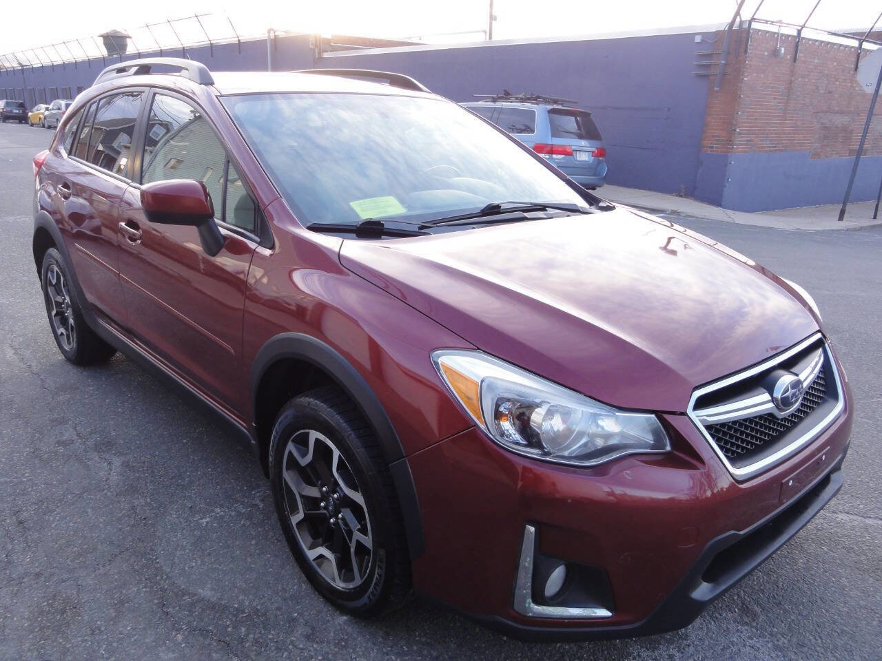Used 2017 Subaru Crosstrek 2.0i Premium image 2
