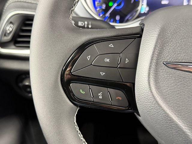 New 2026 Chrysler Pacifica Limited w/ S Appearance Package AWD/4WD image 16