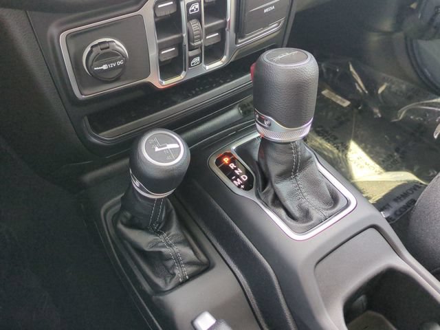 New 2026 Jeep Gladiator Sport AWD/4WD image 24