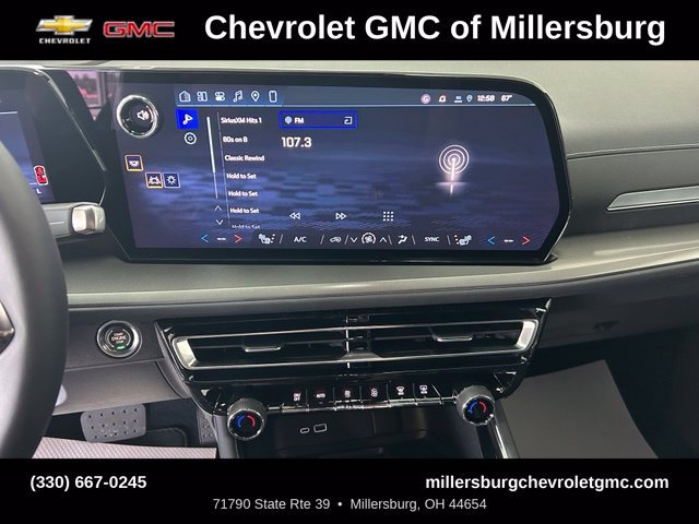 New 2027 Chevrolet Traverse LT AWD/4WD image 17
