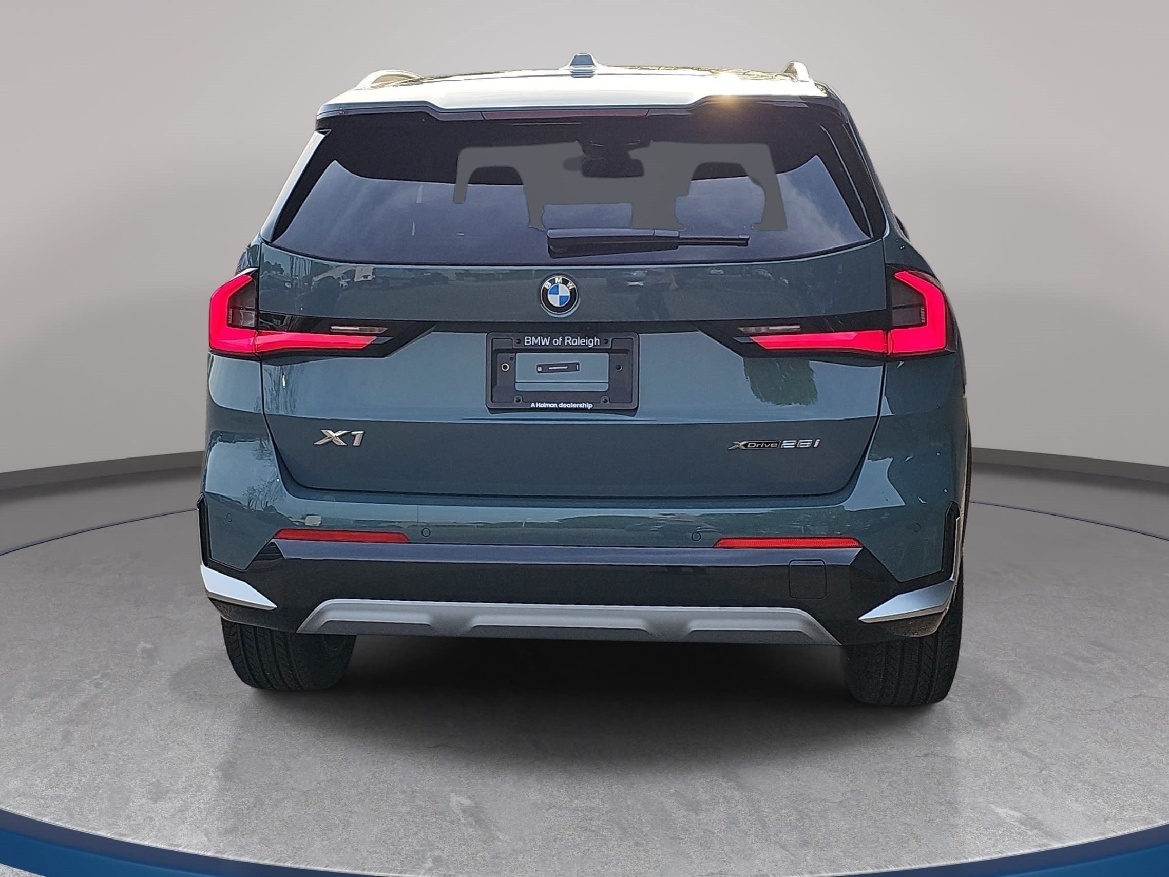 New 2026 BMW X1 xDrive28i w/ Technology Package AWD/4WD image 6