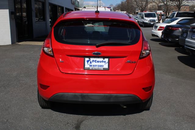 Used 2014 Ford Fiesta SE image 9