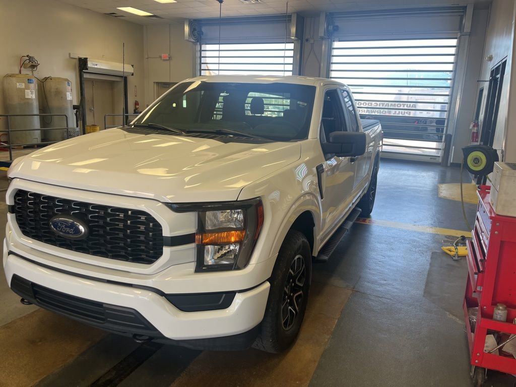 Used 2023 Ford F150 XL w/ STX Appearance Package image 4