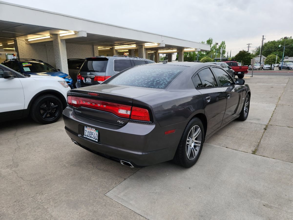 Used 2014 Dodge Charger R/T RWD image 5