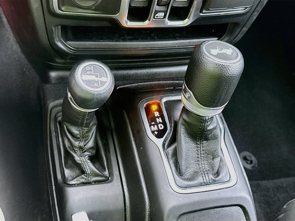 Certified 2022 Jeep Wrangler Unlimited Sport AWD/4WD image 18
