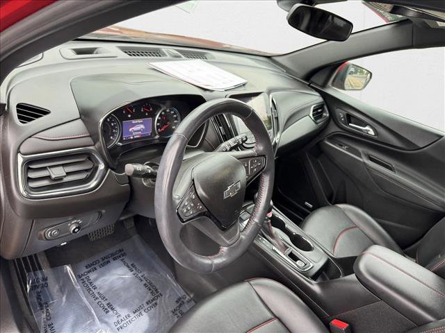 Used 2022 Chevrolet Equinox RS w/ RS Leather Package image 11