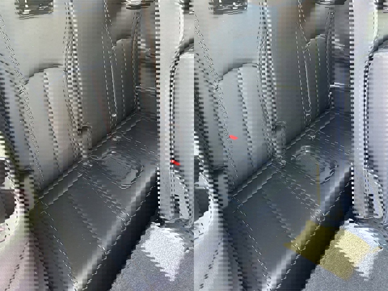 Certified 2023 INFINITI QX60 Luxe w/ Vision Package image 12