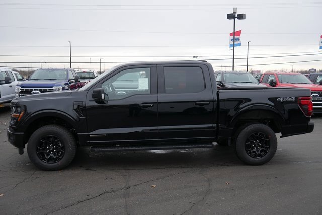 New 2025 Ford F150 XLT w/ Equipment Group 302A MID image 9