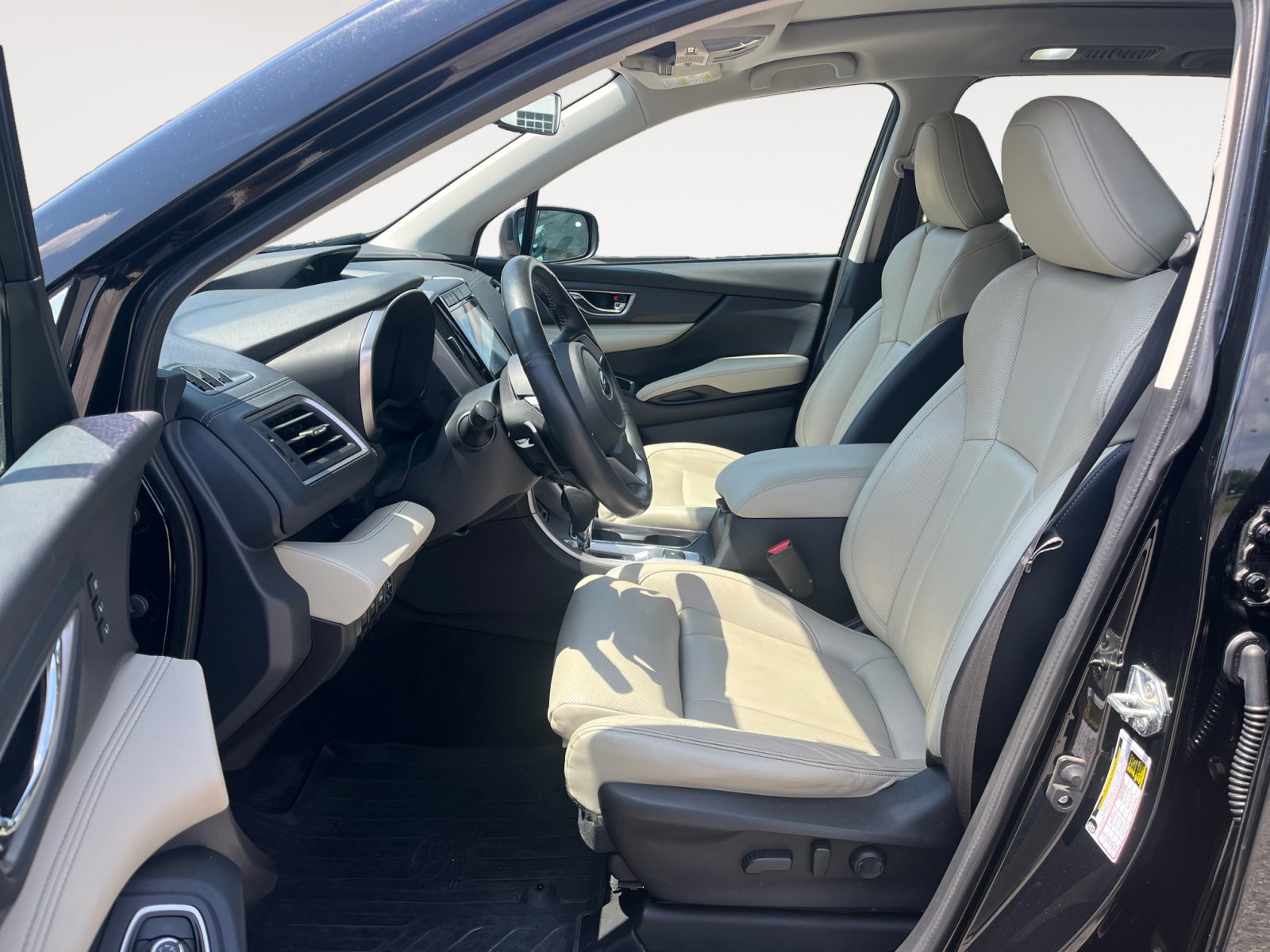 Used 2022 Subaru Ascent Limited w/ Technology Package image 14