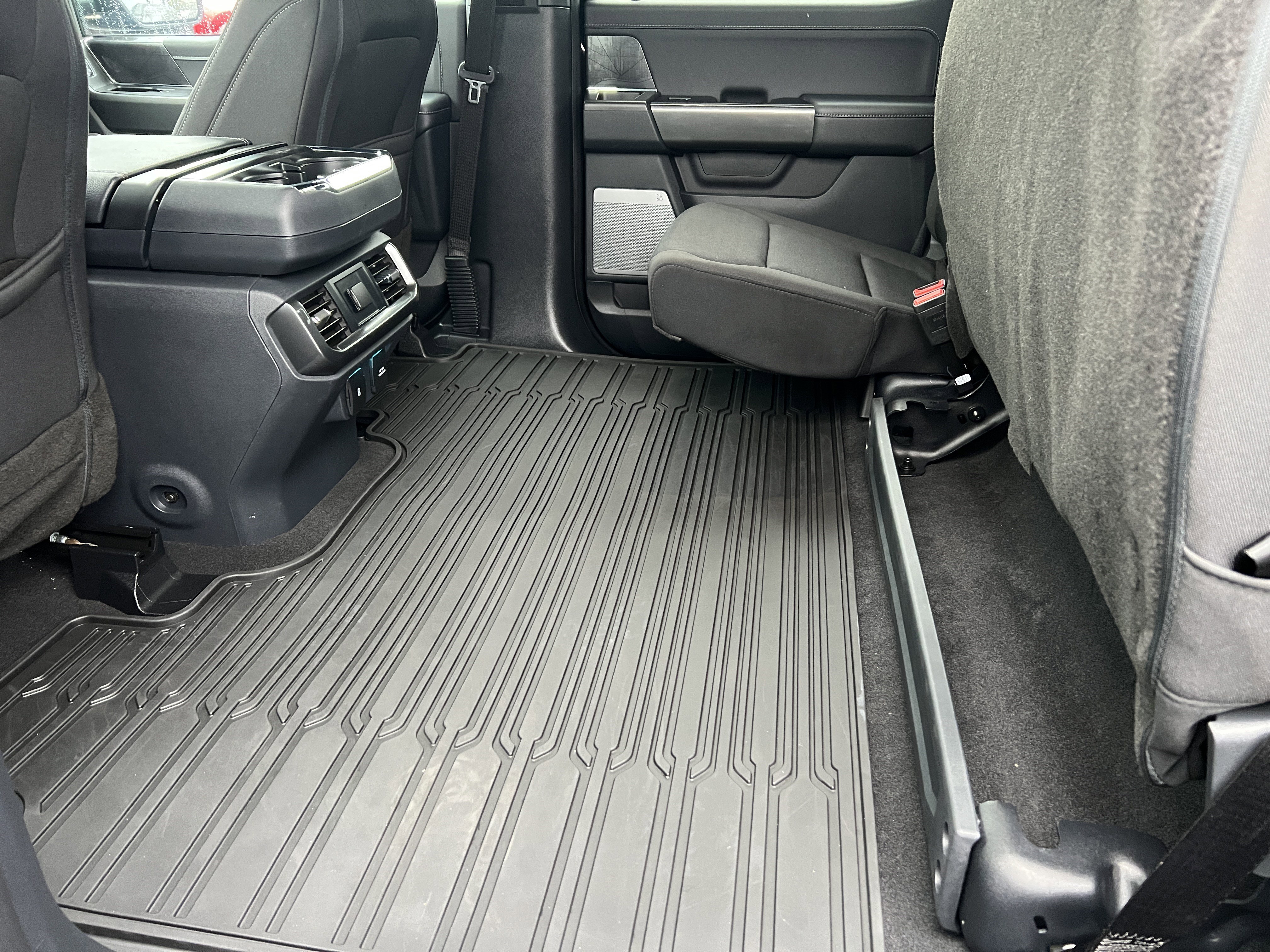 Used 2023 Ford F150 XLT w/ Equipment Group 302A High image 18