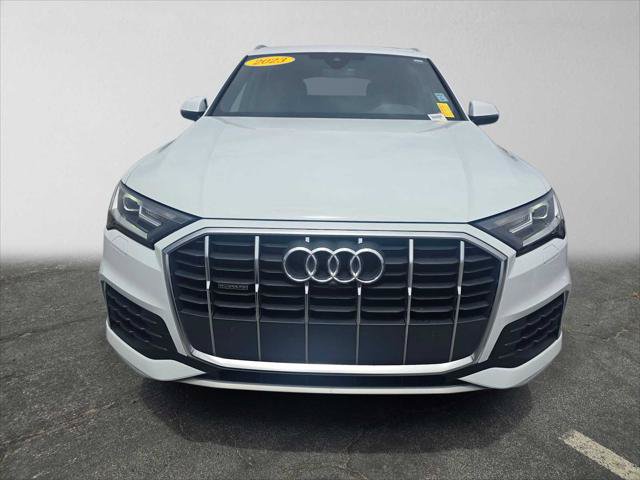 Used 2023 Audi Q7 2.0T Premium w/ Towing Package AWD/4WD image 8