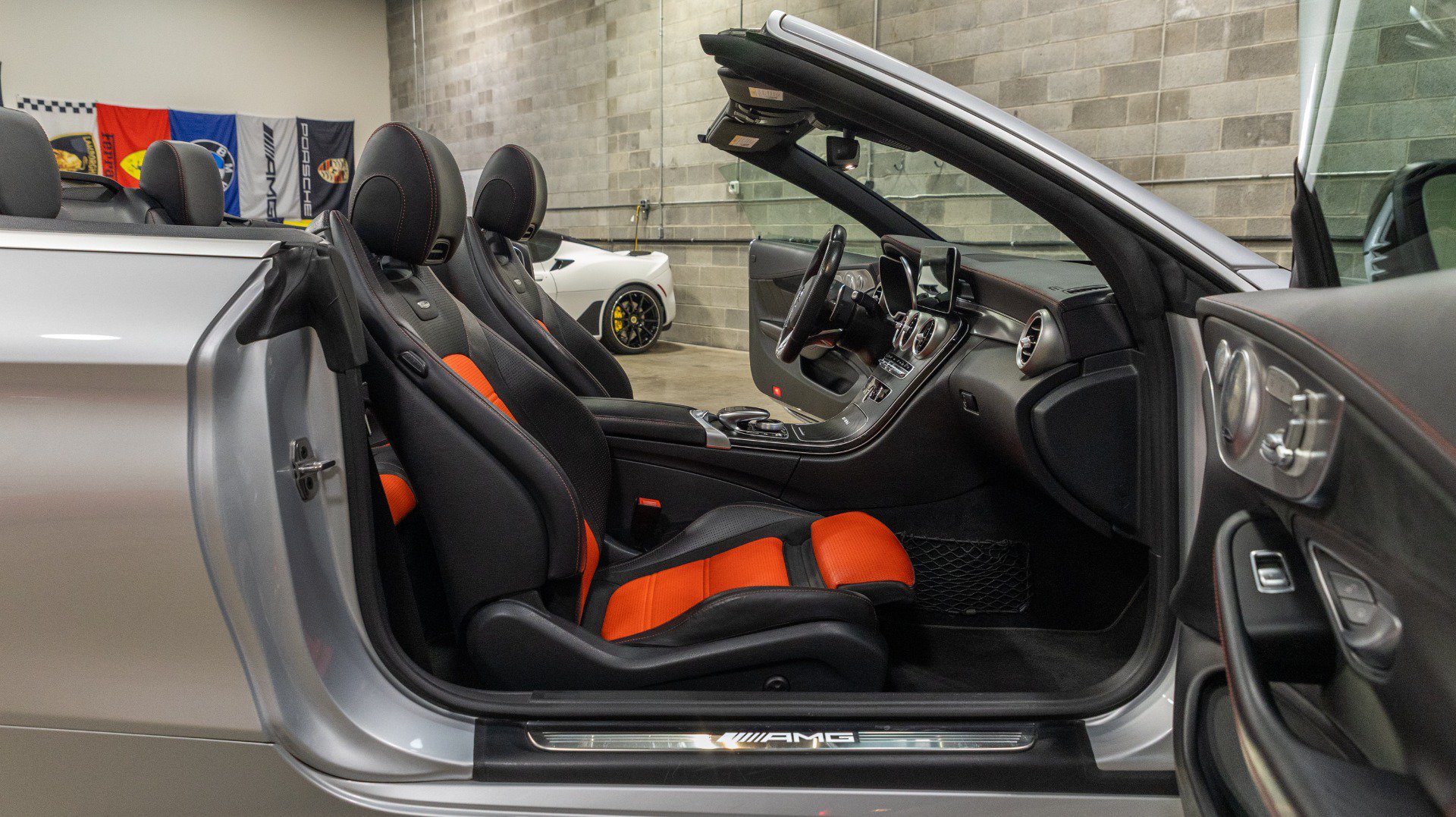 Used 2020 Mercedes-Benz C 63 AMG Cabriolet image 47