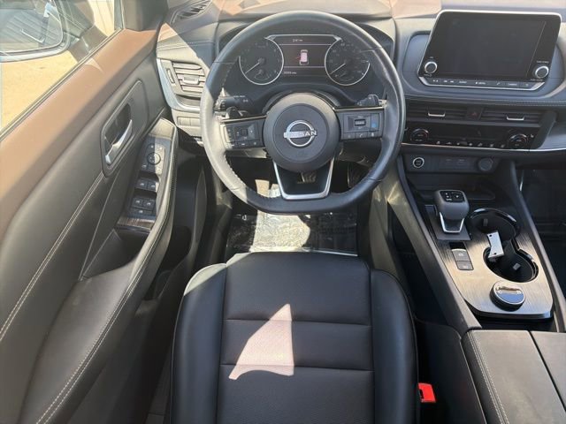 Used 2023 Nissan Rogue SV w/ SV Premium B Package AWD/4WD image 10