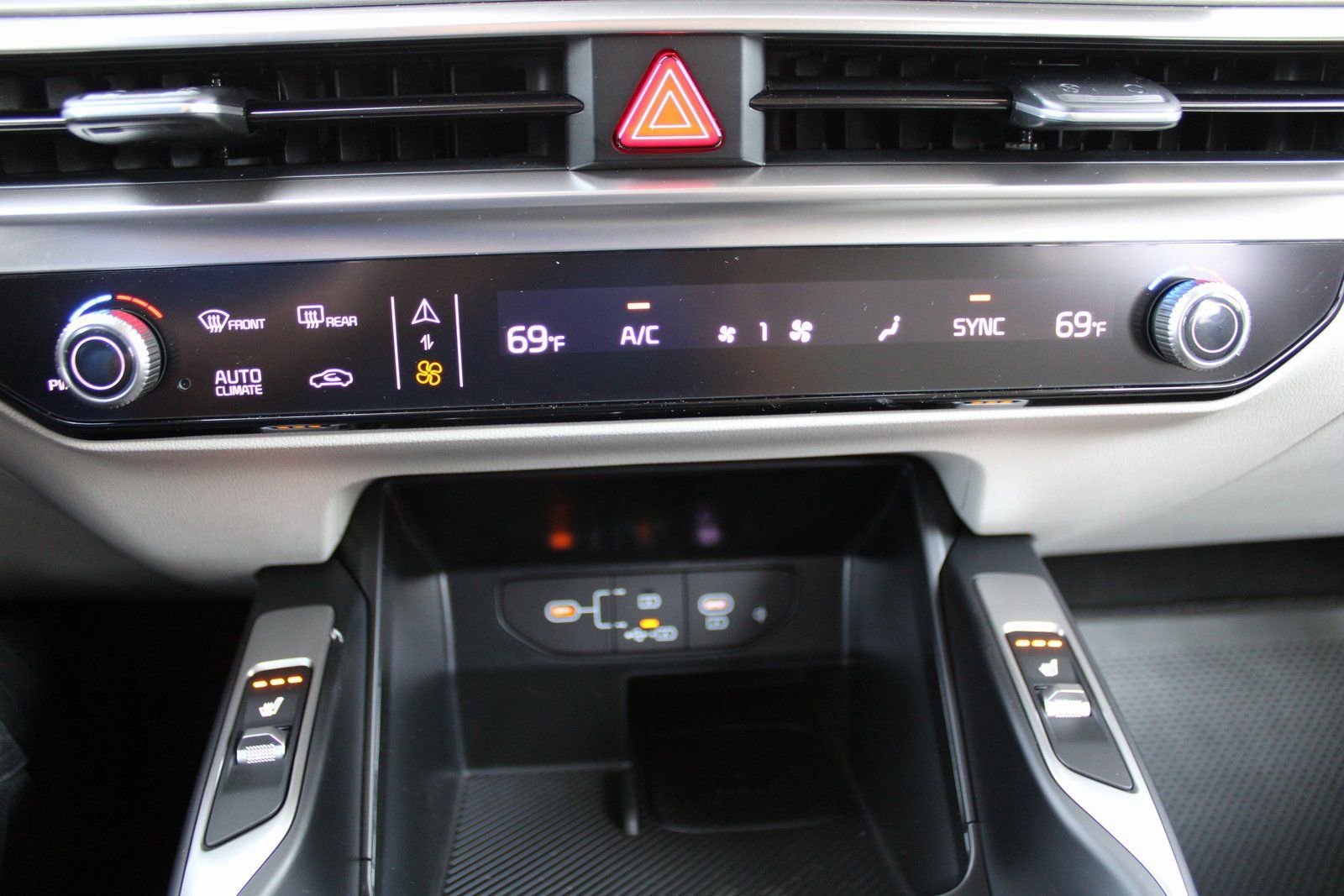 New 2026 Kia Sorento X-Line EX image 39