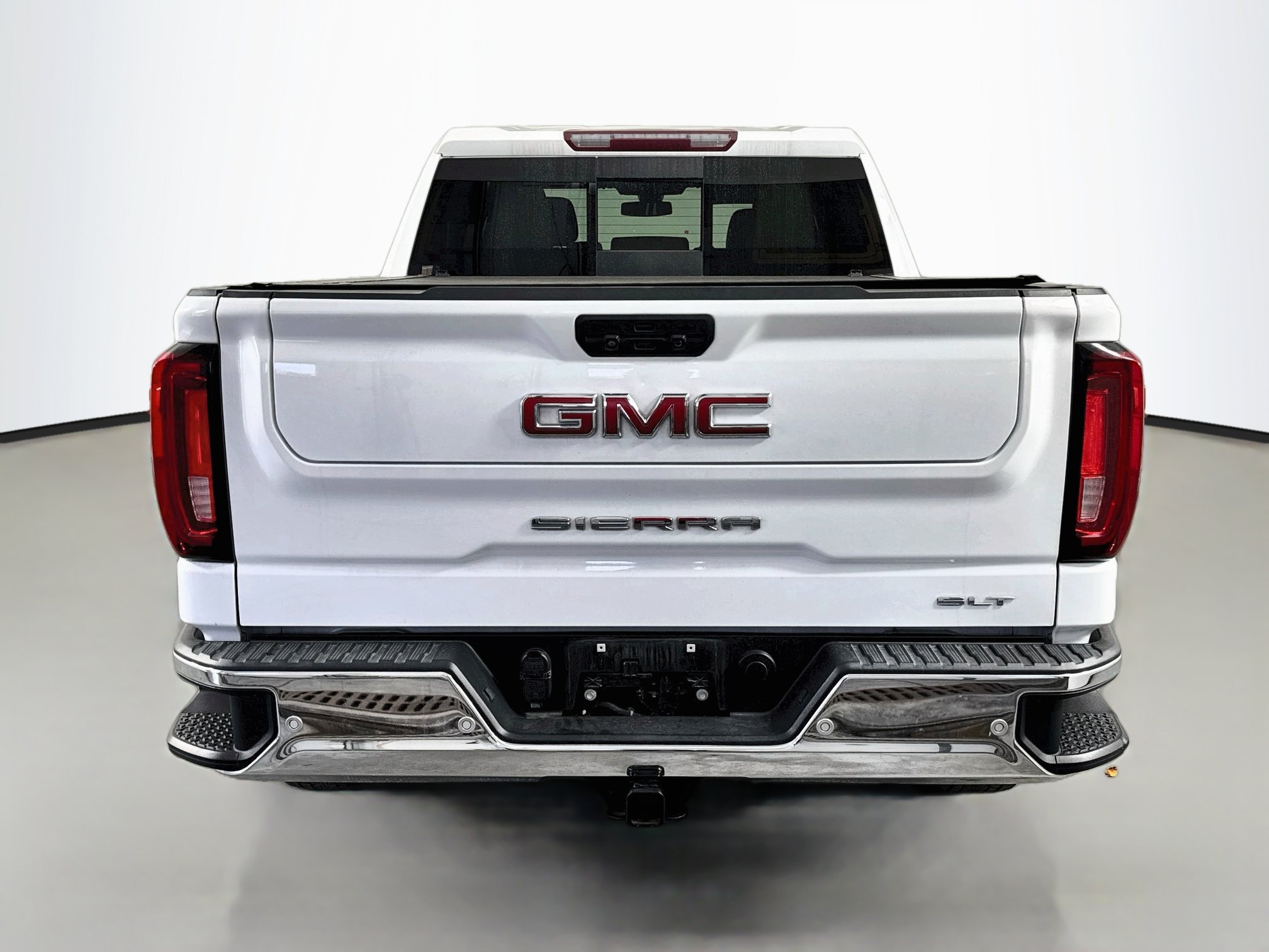 Used 2020 GMC Sierra 1500 SLT w/ SLT Premium Plus Package RWD image 6