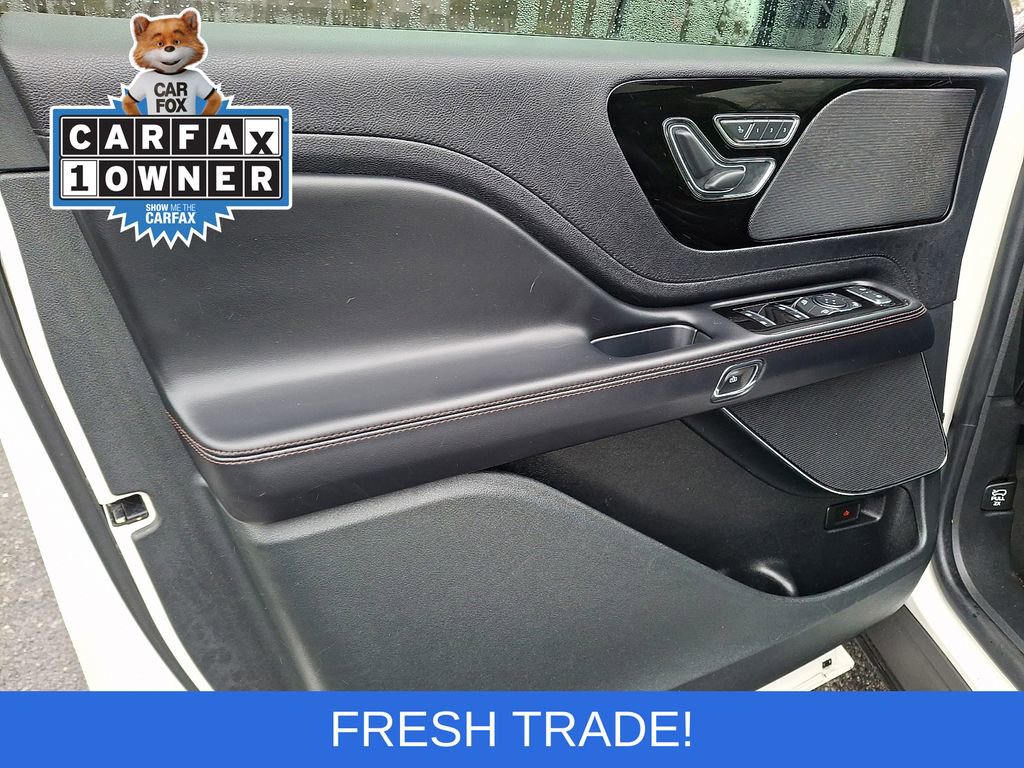 Used 2022 Lincoln Aviator AWD w/ Premium Package image 14