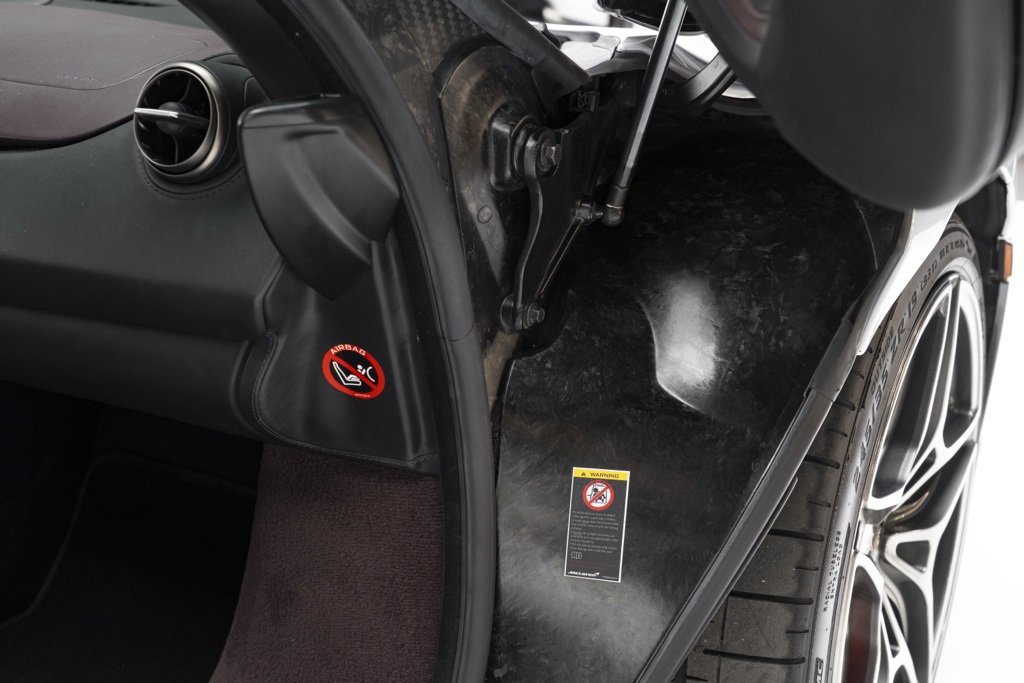 Used 2018 McLaren 720S Performance image 43