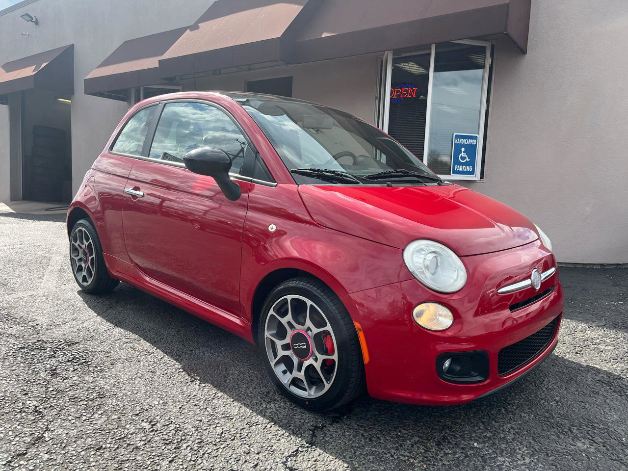 Used 2012 FIAT 500 Sport w/ Safety & Convenience Pkg image 3
