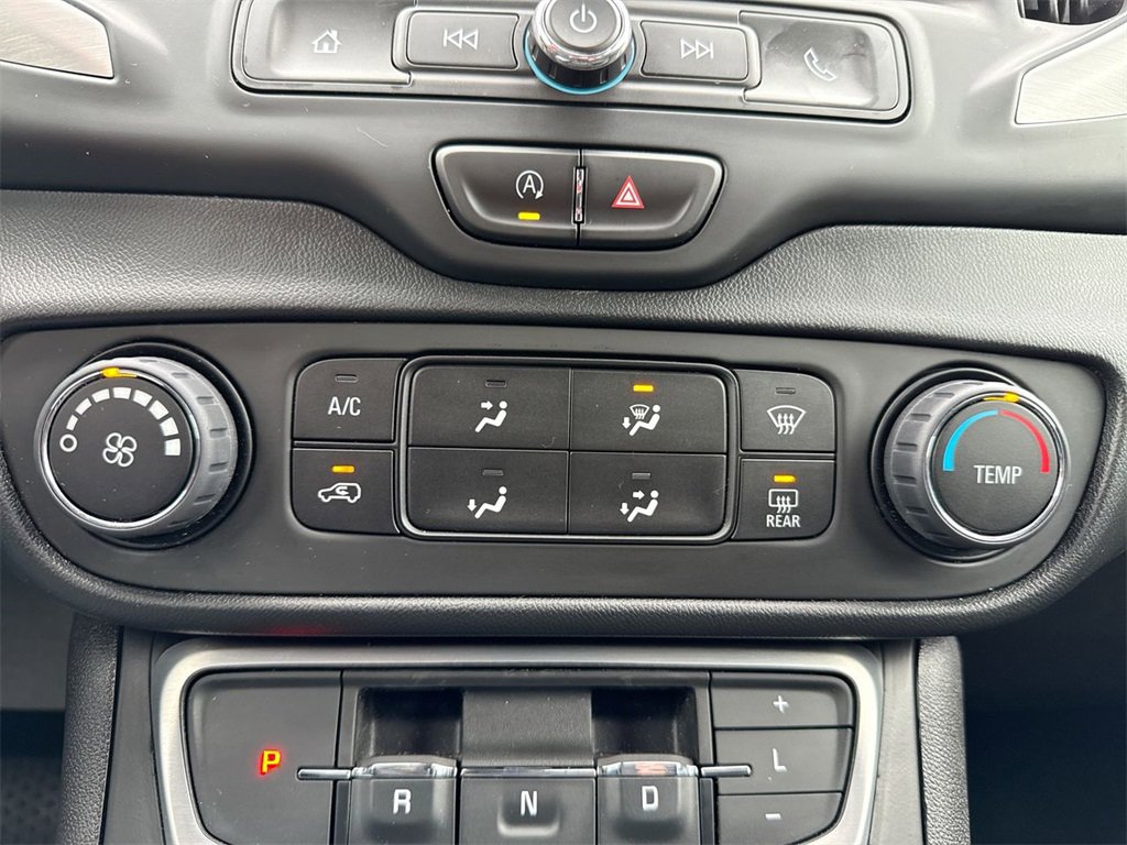 Used 2023 GMC Terrain SLE image 19