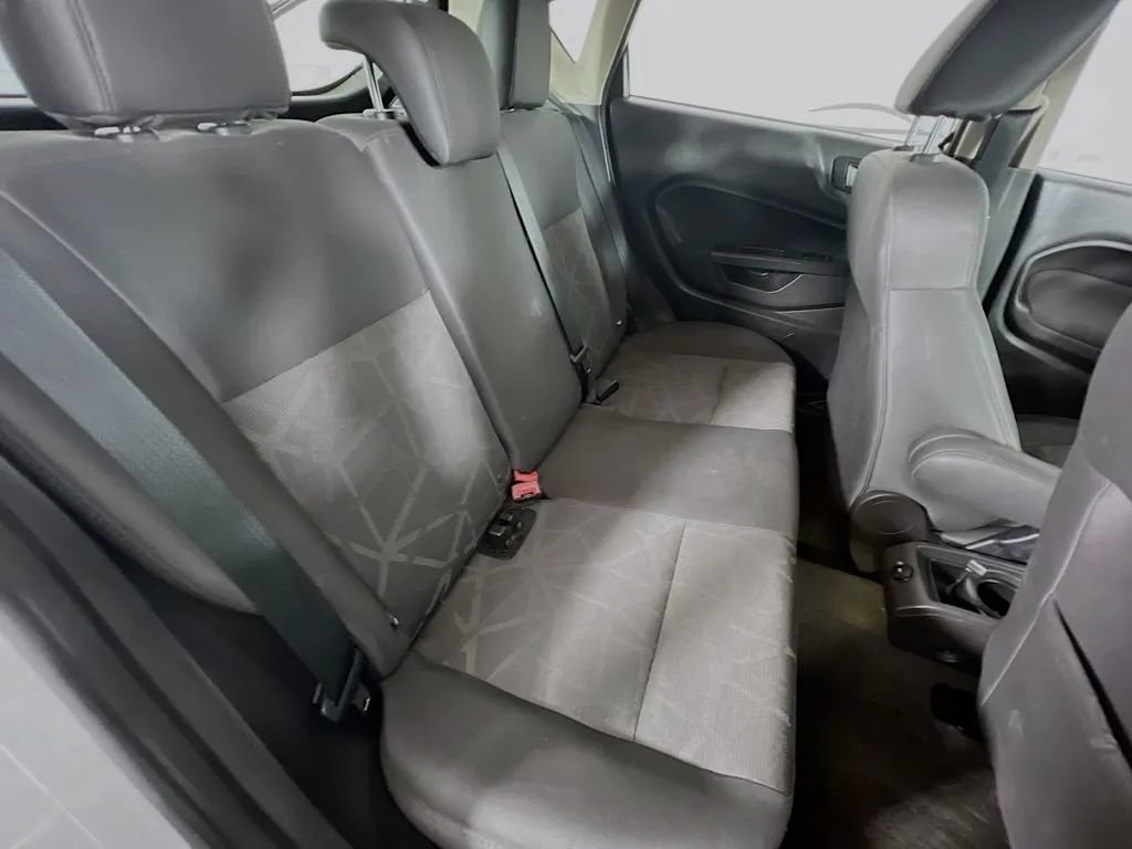 Used 2012 Ford Fiesta SES FWD image 24
