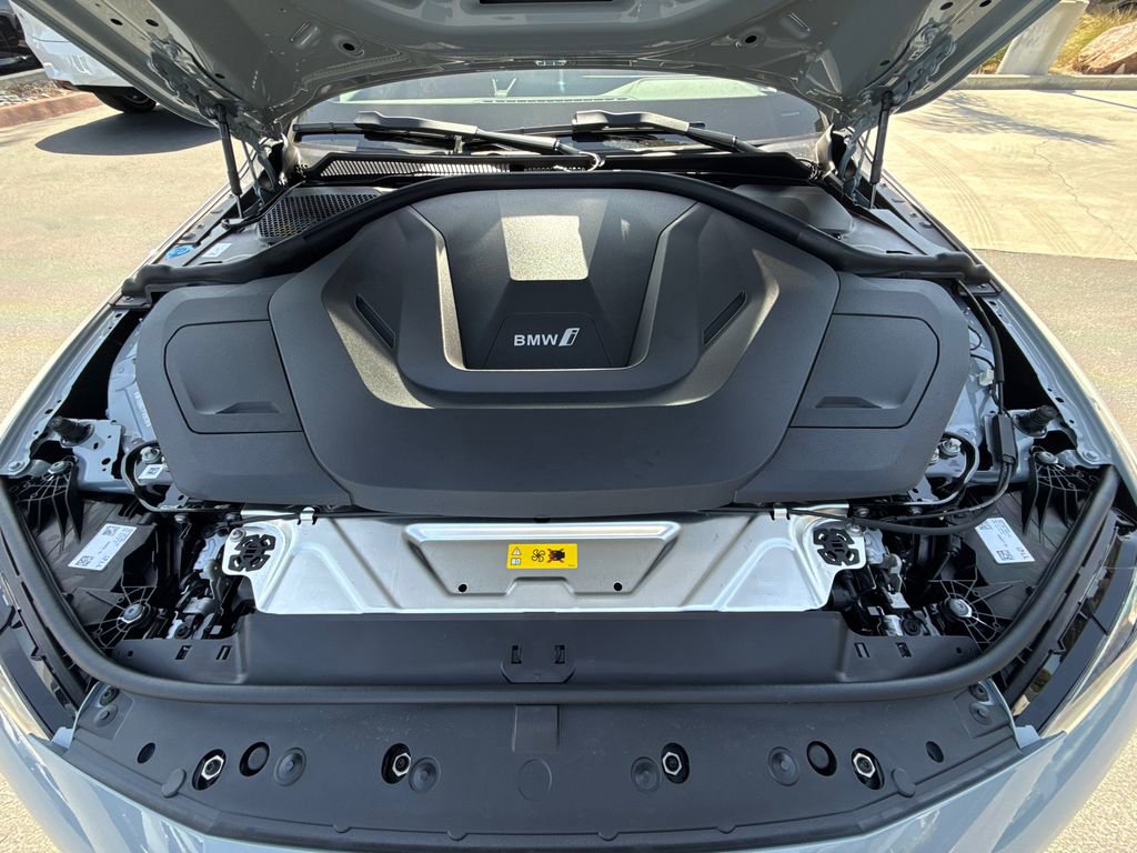 New 2026 BMW i4 eDrive40 w/ M Sport Package image 8