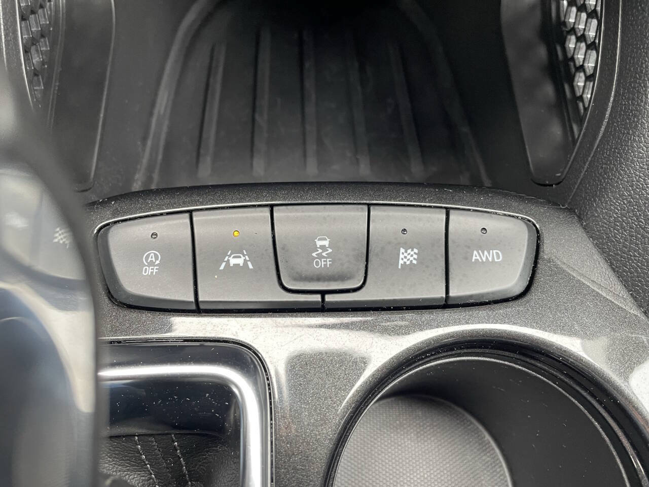 Used 2025 Chevrolet TrailBlazer LT w/ LT Cold Weather Package AWD/4WD image 20