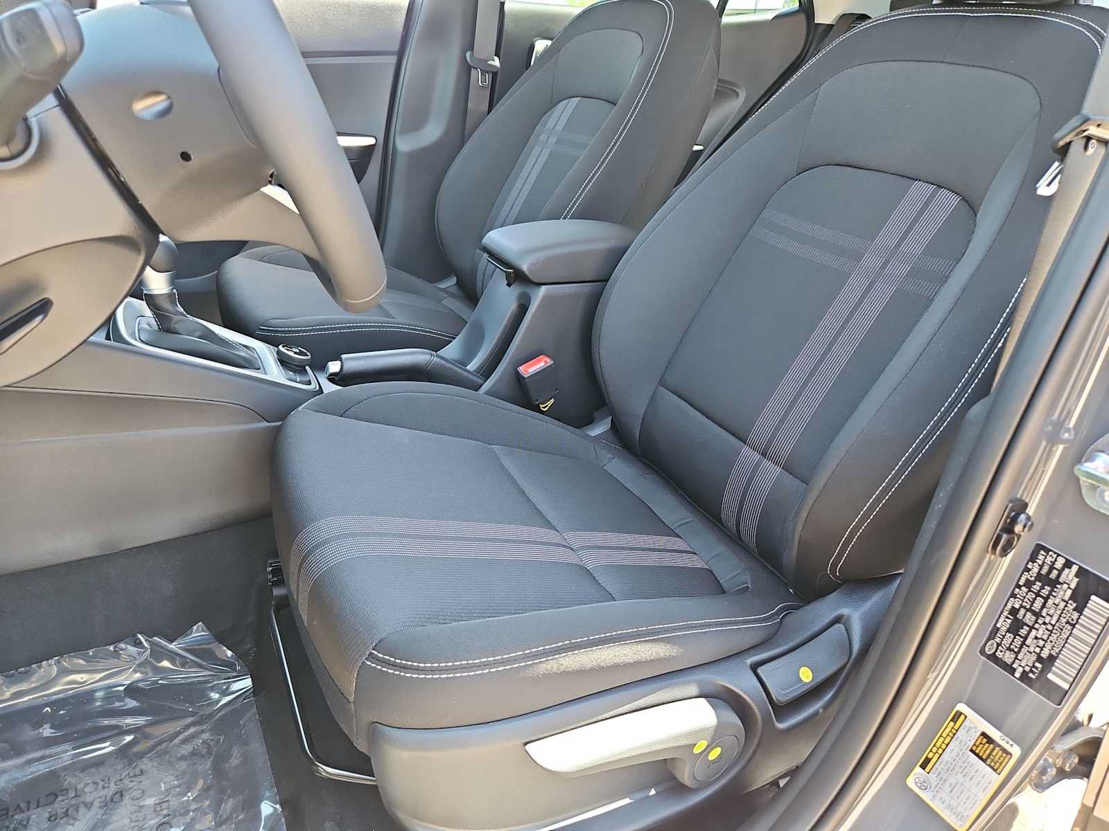 Certified 2026 Hyundai Venue SEL FWD image 16