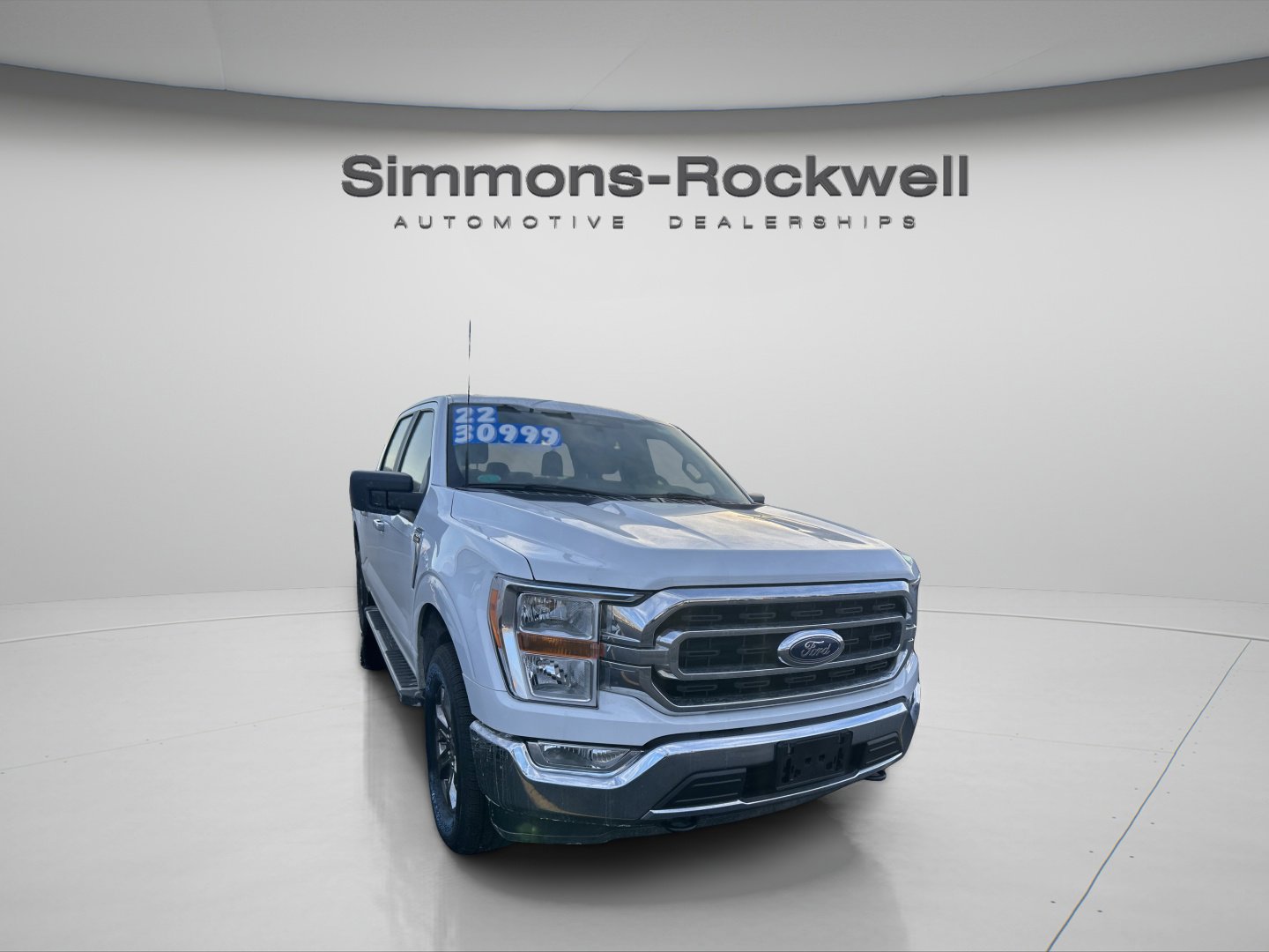 Used 2022 Ford F150 XLT w/ XTR Package AWD/4WD image 5