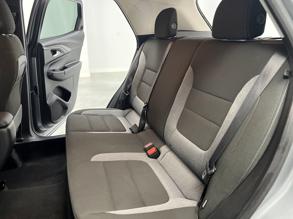 Used 2025 Chevrolet TrailBlazer LT AWD/4WD image 16