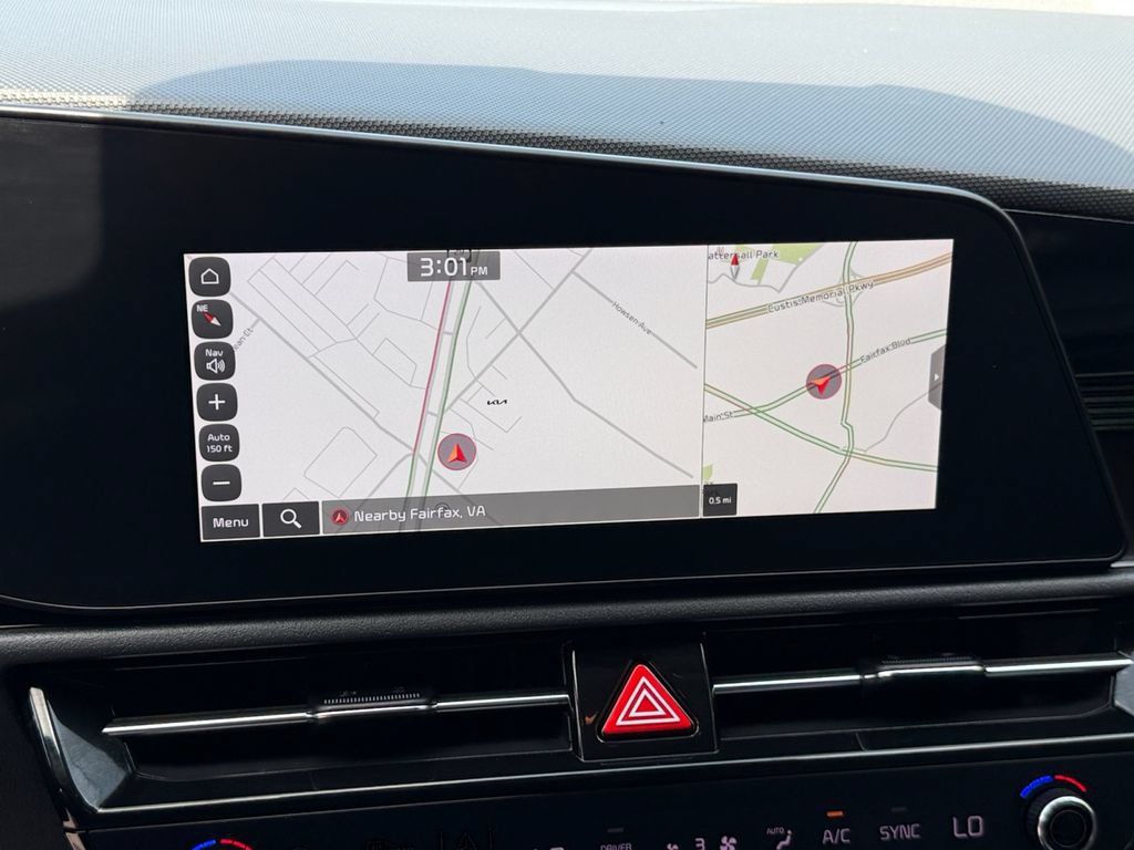 Certified 2023 Kia Niro EX FWD image 21