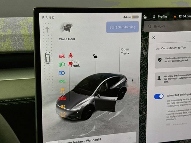 Used 2026 Tesla Model Y AWD image 11