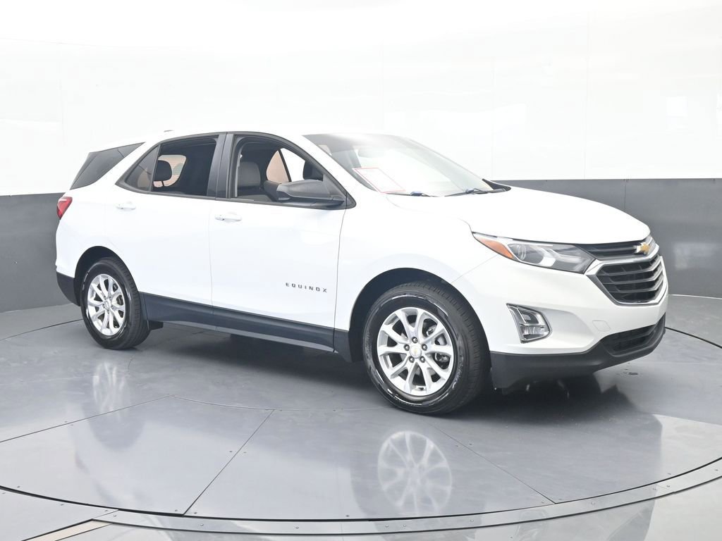 Used 2019 Chevrolet Equinox LS w/ LPO, Floor Liner Package FWD image 8