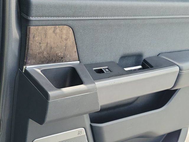 Used 2023 Ford F150 Lariat AWD/4WD image 7