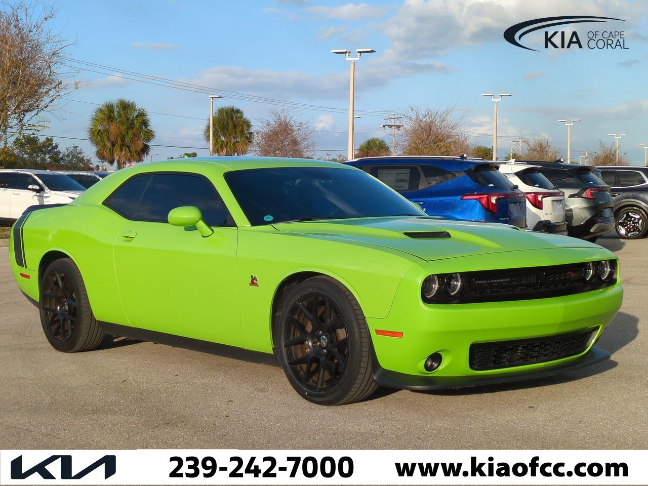 Used 2015 Dodge Challenger R/T Scat Pack w/ Scat Pack Appearance Package image 2