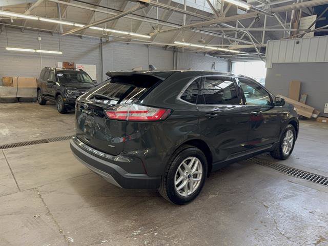 Certified 2022 Ford Edge SEL w/ Convenience Package image 17