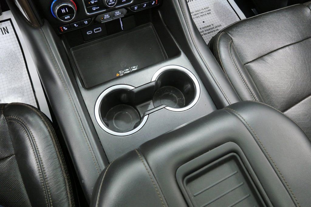 Used 2021 Chevrolet Suburban High Country w/ Premium Package image 33
