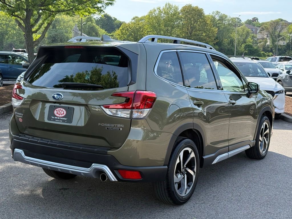 Used 2023 Subaru Forester Touring AWD/4WD image 6