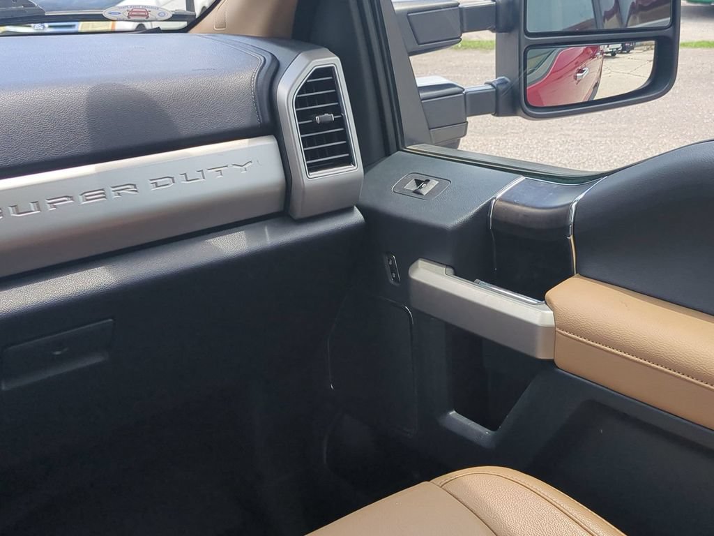 Used 2022 Ford F250 Lariat w/ Chrome Package AWD/4WD image 19