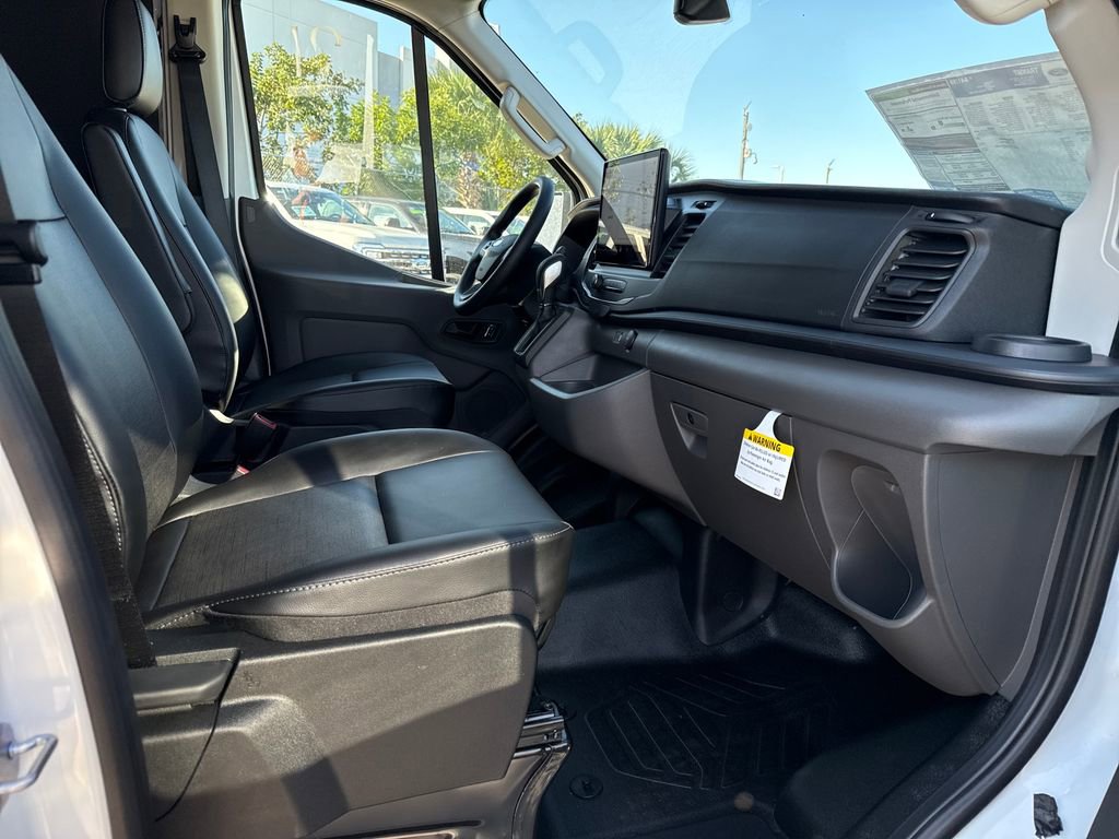 New 2026 Ford Transit 250 148 Medium Roof w/ Load Area Protection Package image 22