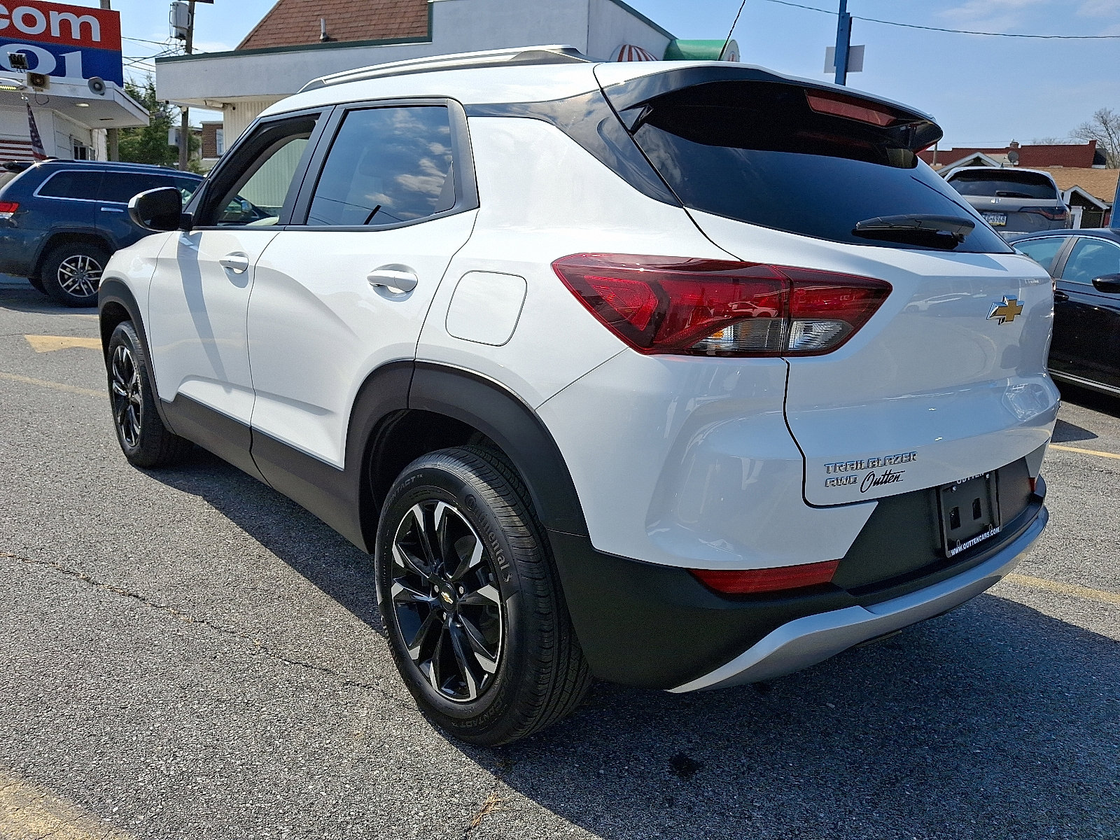 Used 2023 Chevrolet TrailBlazer LT image 3