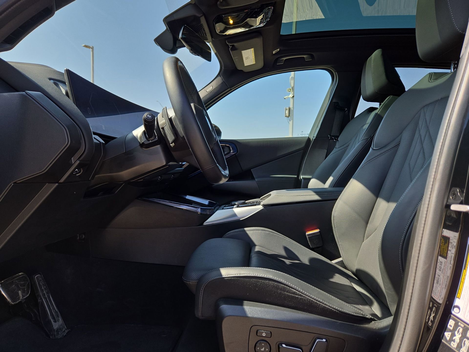 Used 2025 BMW X3 xDrive30i image 16