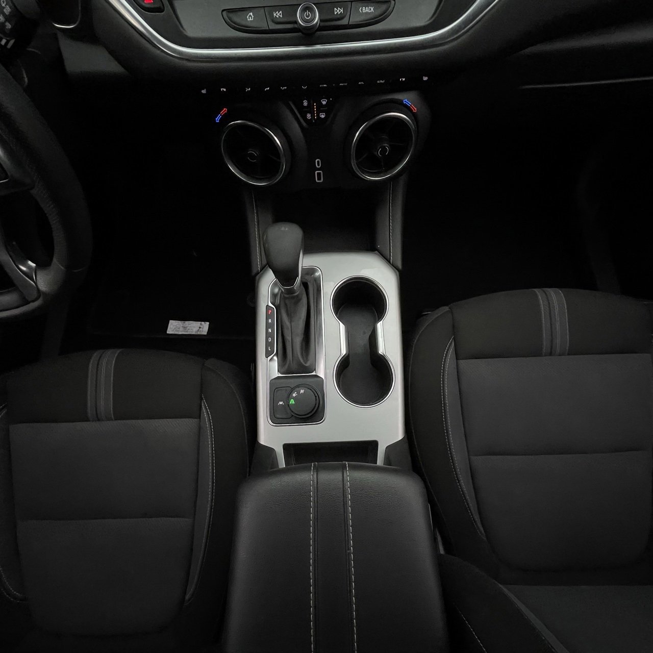 Used 2025 Chevrolet Blazer LT image 19