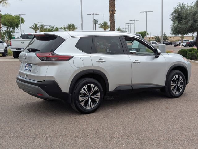 Used 2023 Nissan Rogue SV w/ SV Premium B Package image 6