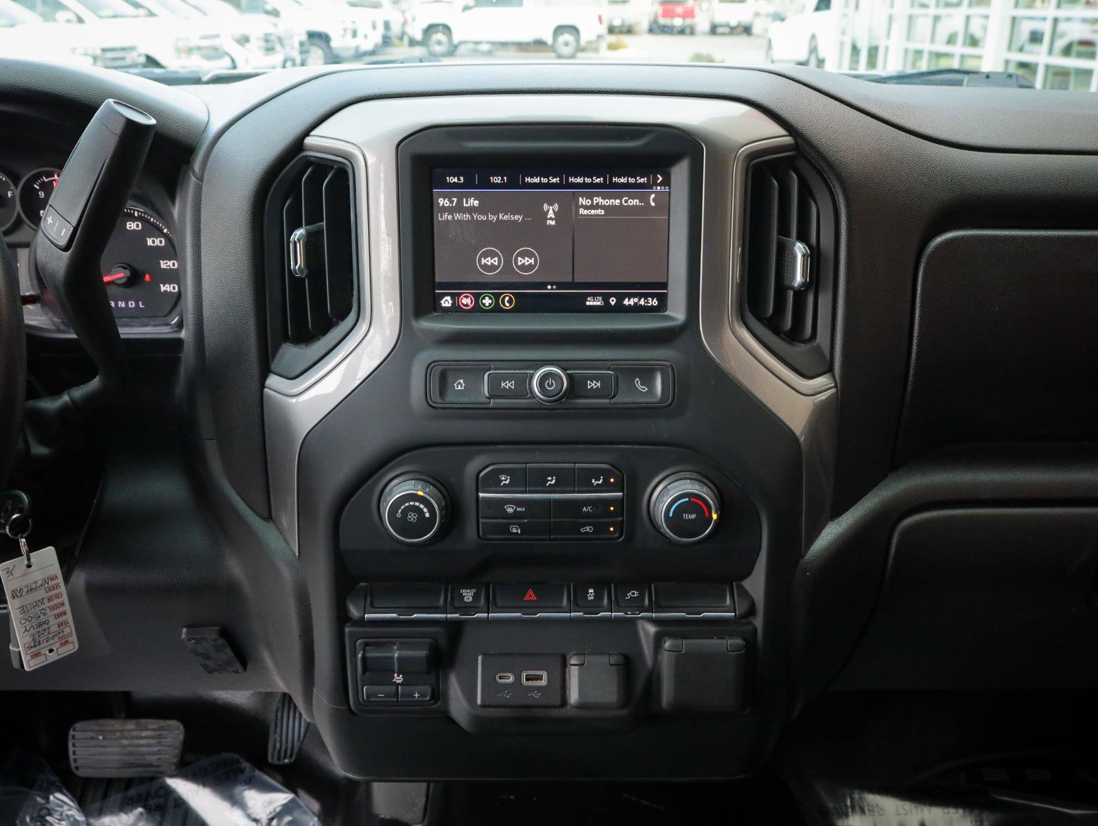 Used 2022 Chevrolet Silverado 3500 W/T w/ WT Fleet Convenience Package image 18