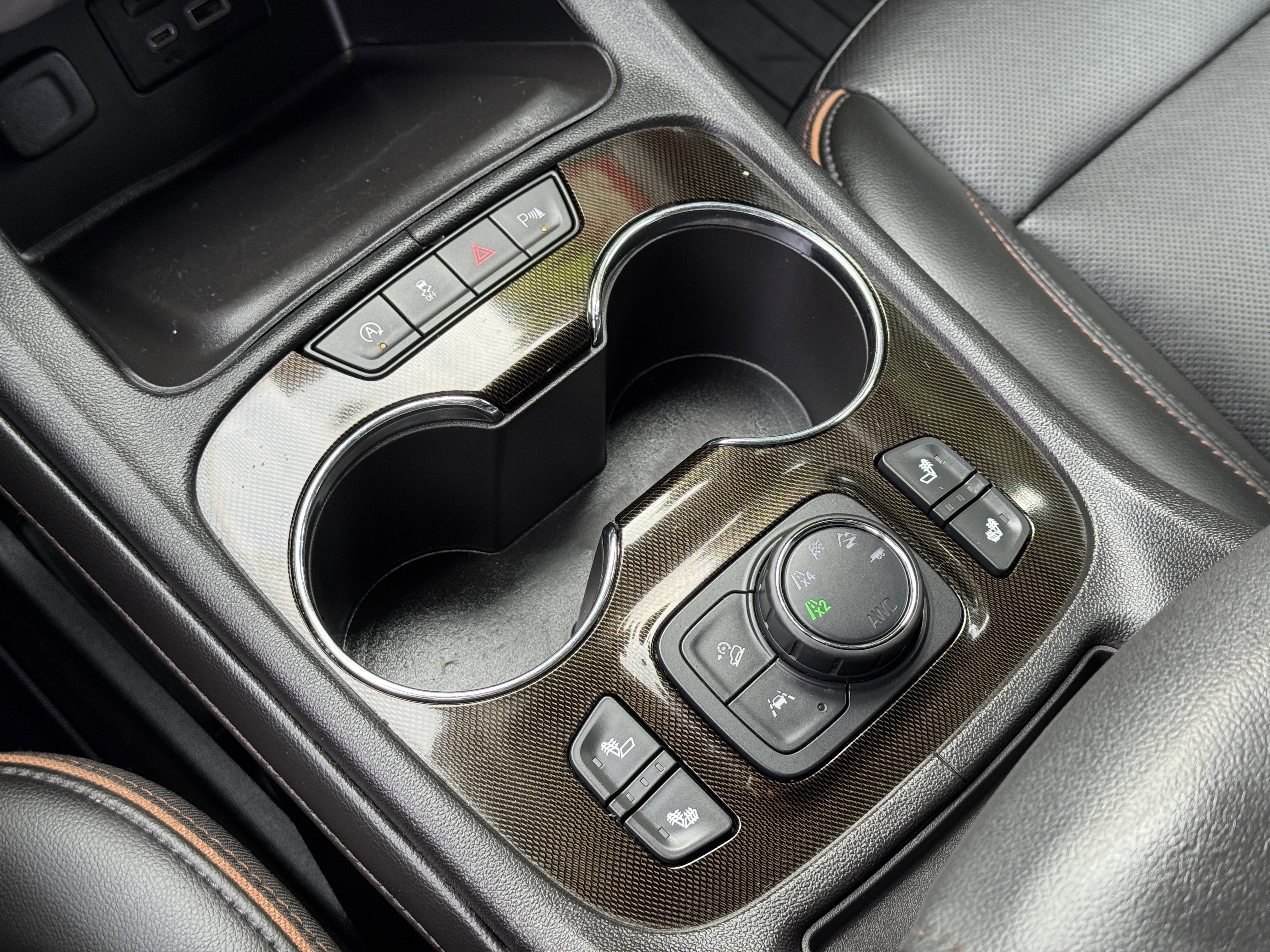 Certified 2021 GMC Acadia AT4 w/ Trailering Package image 32
