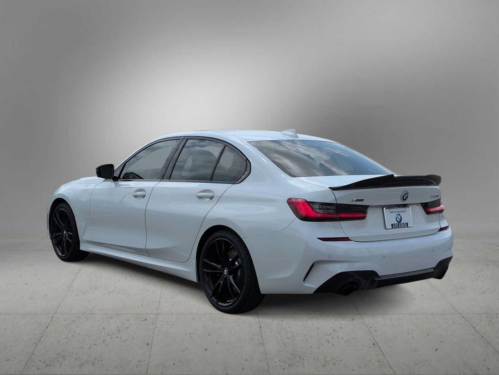 Used 2021 BMW 330i xDrive Sedan w/ M Sport Package AWD/4WD image 6