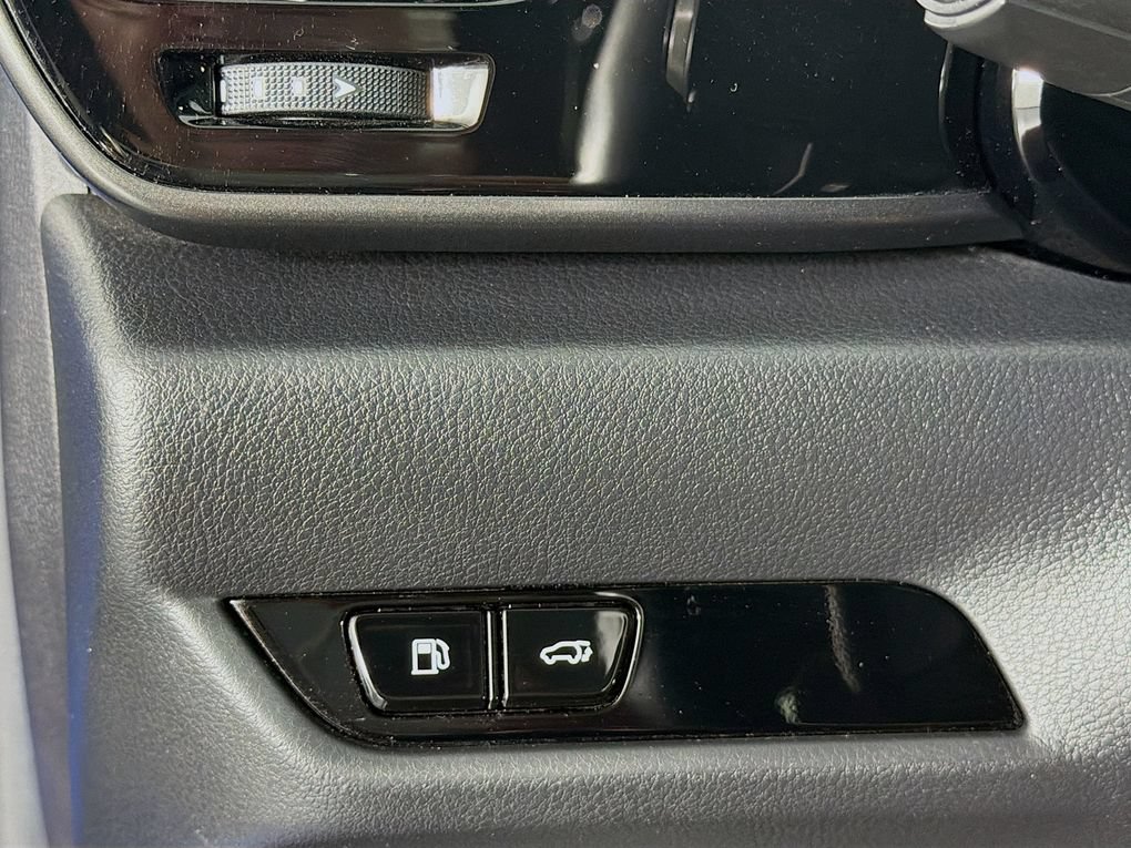 Used 2022 Lexus NX 250 FWD w/ Towing Package (2000 Lbs) image 15
