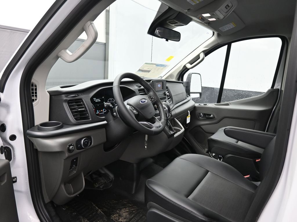 New 2025 Ford Transit 250 Low Roof AWD image 21