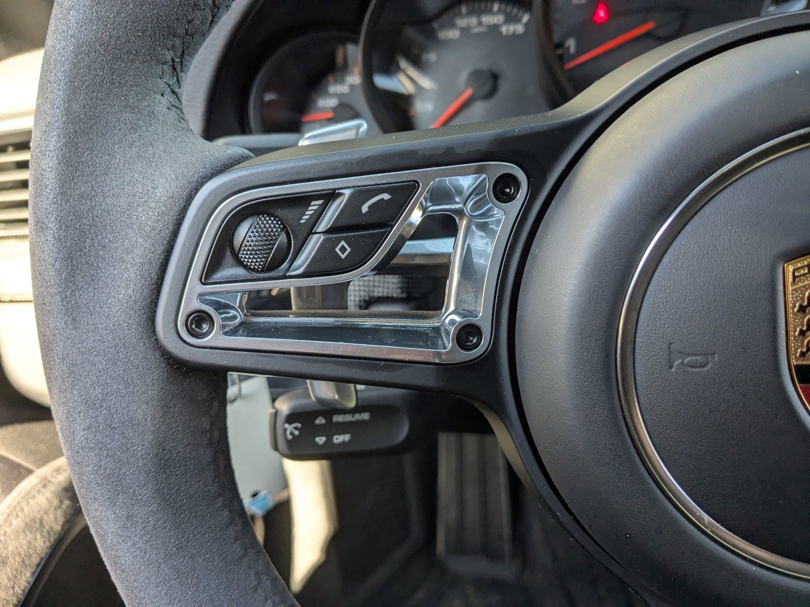 Certified 2018 Porsche 911 Carrera GTS image 16