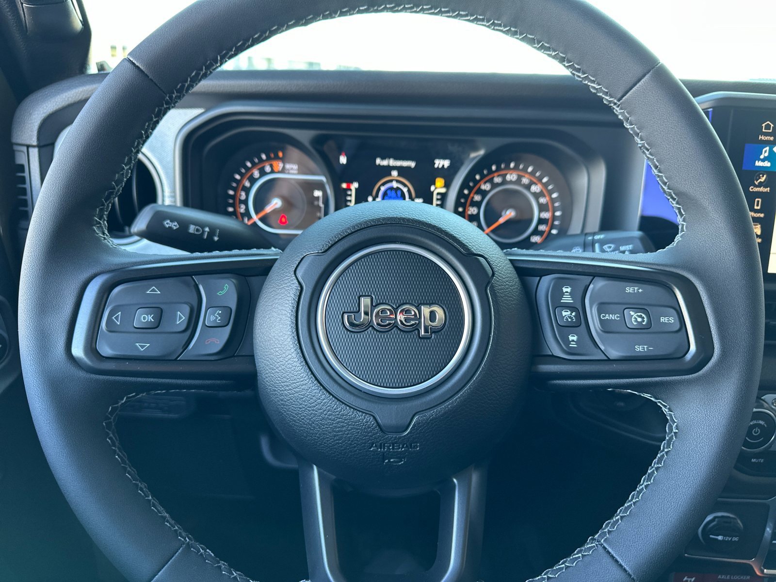 New 2025 Jeep Gladiator Sport image 21